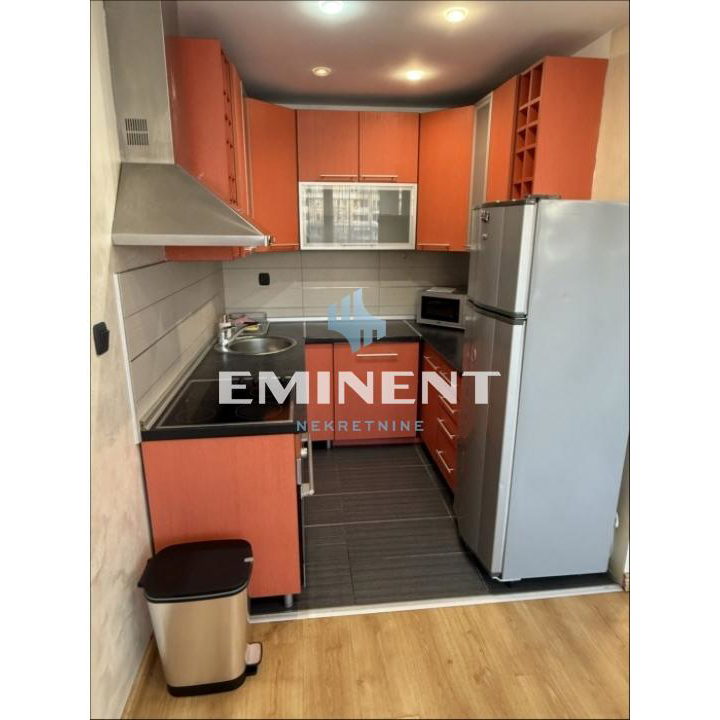 Stan Izdavanje Beograd Blok 22 80 m2