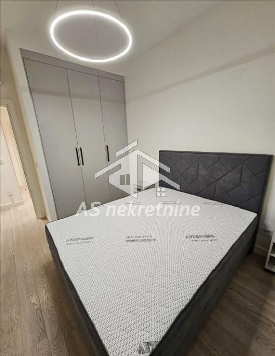 Četvorosoban stan za izdavanje, Beograd na Vodi, Beograd, 111m², 3.000 €/mes