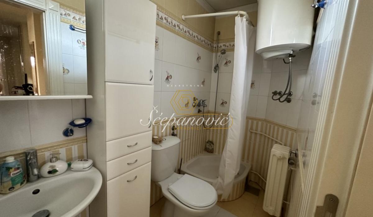 Kuća za izdavanje, Telep, Novi Sad, 93m², 1.500 €/mes