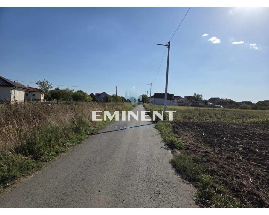 Plac Prodaja Beograd Plac Prodaja Beograd Ugrinovci 11200 m2