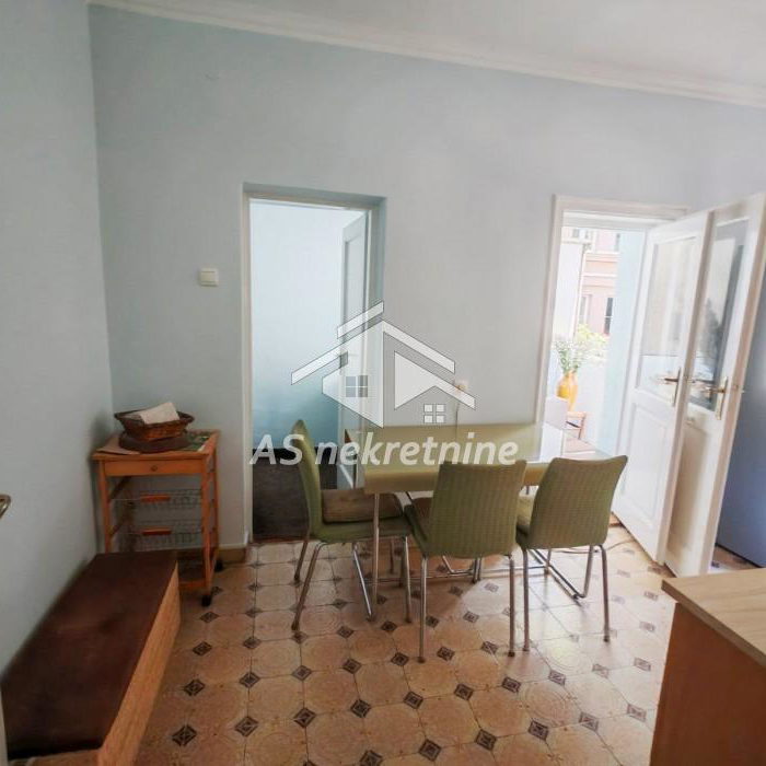 Jednosoban stan za izdavanje, Slavija, Beograd, 44m², 600 €/mes