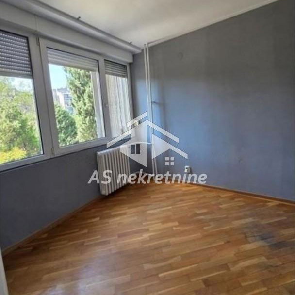 Trosoban stan za izdavanje, Blok 22, Beograd, 73m², 800 €/mes