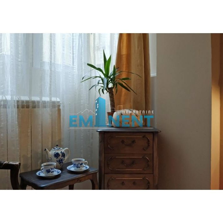 Trosoban stan za izdavanje, Balkanska, Beograd, 100m², 1.750 €/mes