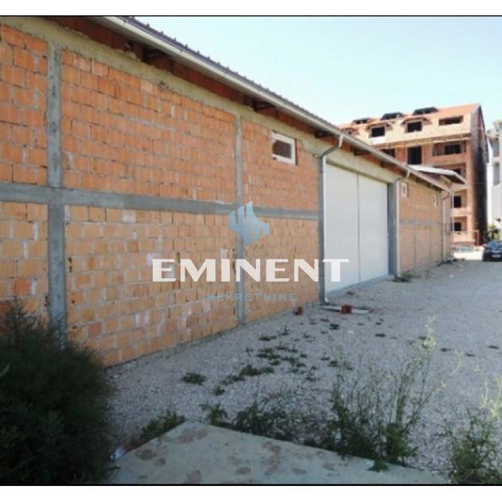 Lokal Izdavanje Beograd  550 m2