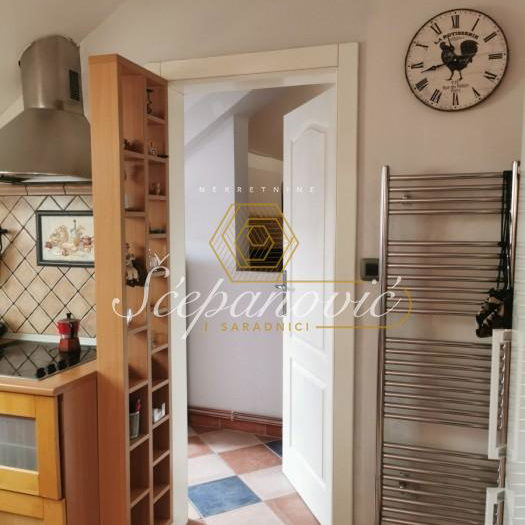 Dvosoban stan na prodaju, Grbavica, Novi Sad, 77m², 231.000 €