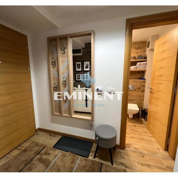 Trosoban stan na prodaju, Centar, Zlatibor, 59m², 129.800 €