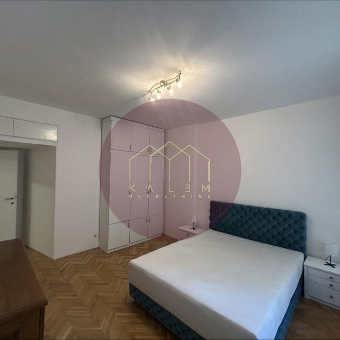 Dvosoban stan na prodaju, Kalenić Pijaca, Beograd, 61m², 297.000 €
