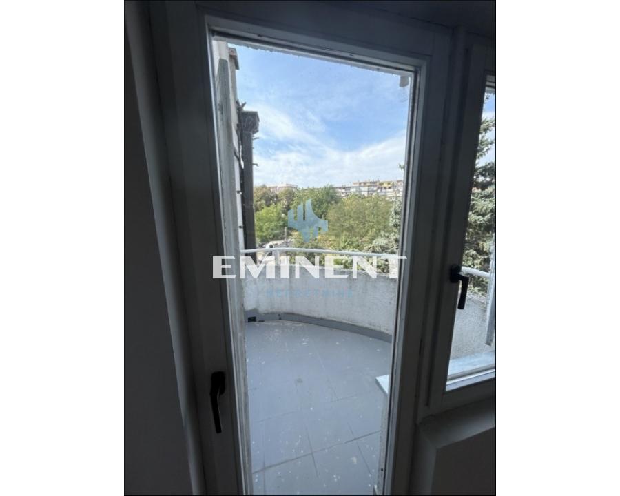 Petosoban stan za izdavanje, Autokomanda, Beograd, 176m², 1.500 €/mes
