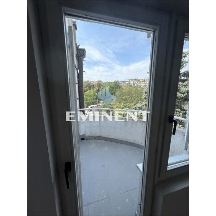 Petosoban stan za izdavanje, Autokomanda, Beograd, 176m², 1.500 €/mes