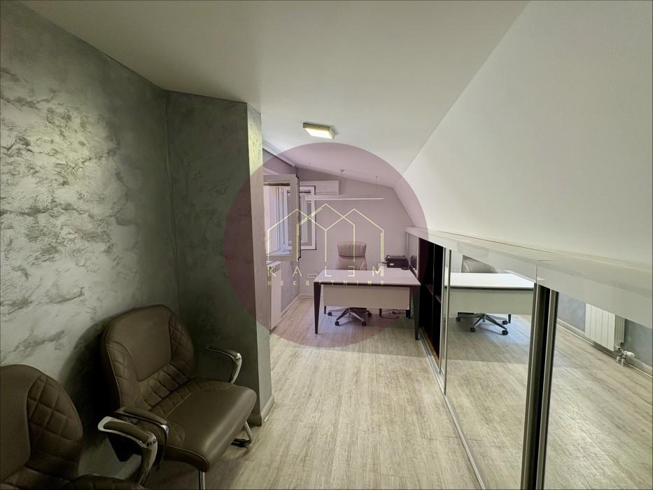 Petosoban stan na prodaju, Đeram Pijaca, Beograd, 118m², 349.000 €