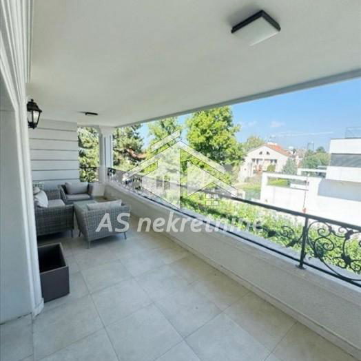 Petosoban stan za izdavanje, Senjak, Beograd, 215m², 5.000 €/mes
