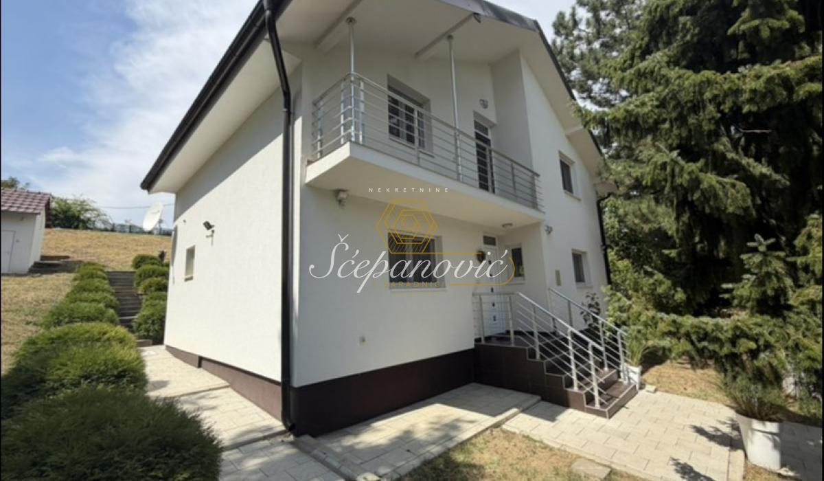 Kuća Prodaja Novi Sad Alibegovac 212 m2