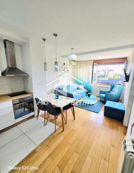 Stan Izdavanje Beograd  38 m2