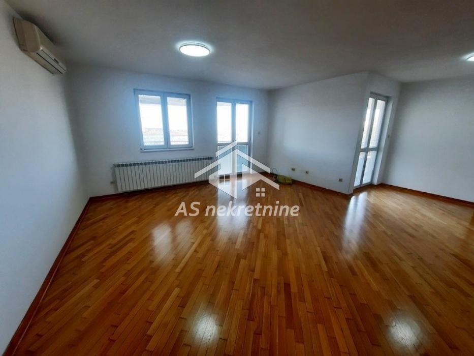Stan Izdavanje Beograd Stan Izdavanje Beograd Hram Svetog Save 172 m2