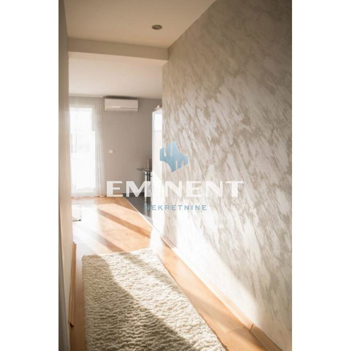 Kuća Prodaja Beograd Ledine 200 m2