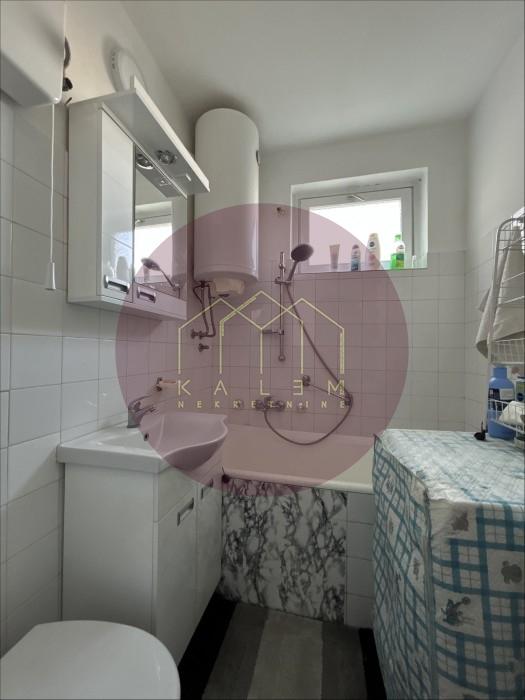 Trosoban stan na prodaju, Mirijevo, Beograd, 74m², 219.000 €