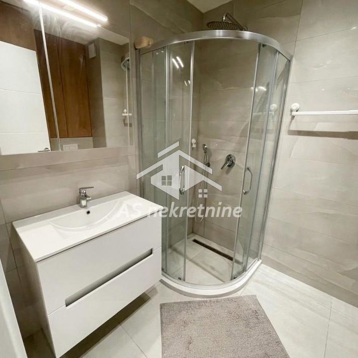 Stan Izdavanje Beograd Vojvode Stepe 55 m2