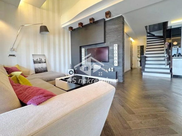Stan Prodaja Beograd Crveni Krst Vračar 117 m2