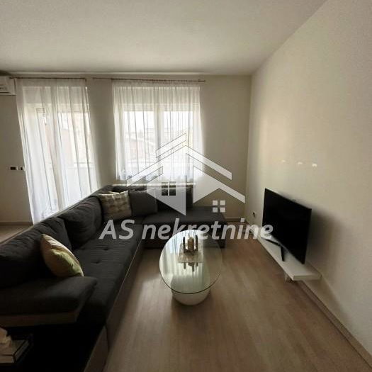 Stan Izdavanje Beograd Lekino Brdo 81 m2
