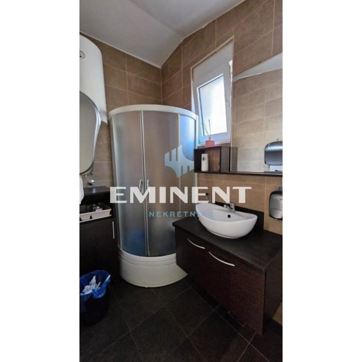 Petosoban stan na prodaju, Đeram Pijaca, Beograd, 118m², 349.000 €