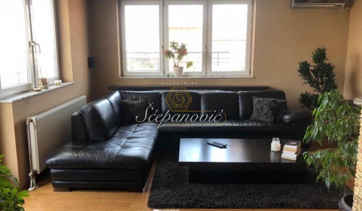 Trosoban stan na prodaju, Nova Detelinara, Novi Sad, 113m², 235.000 €