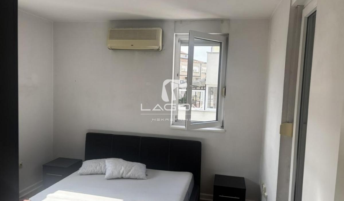 Trosoban stan na prodaju, Vojvode Stepe, Beograd, 93m², 314.000 €