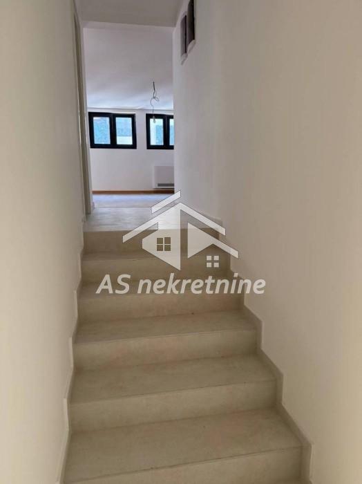 prodaja-nekretnina-beograd-ZU3pFGRhya Trosoban stan za izdavanje, FON, Beograd, 80m², 1.100 €/mes