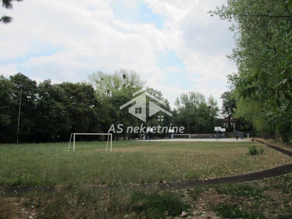 Trosoban stan za izdavanje, Dedinje, Beograd, 90m², 1.400 €/mes