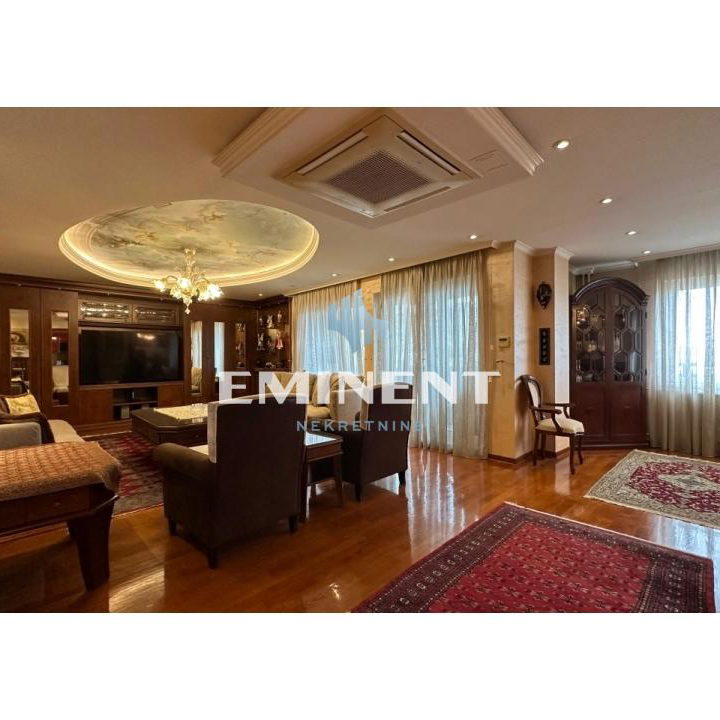 Stan Izdavanje Beograd Dorćol 140 m2
