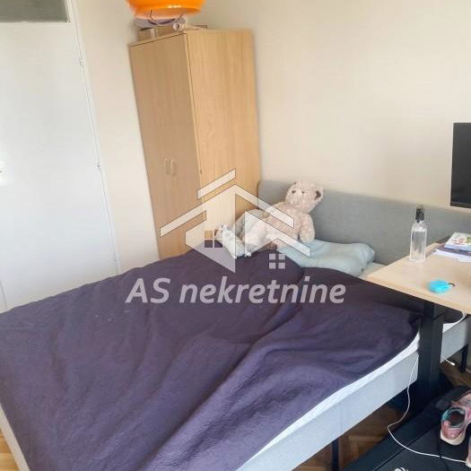 Trosoban stan za izdavanje, Banovo Brdo, Beograd, 62m², 650 €/mes
