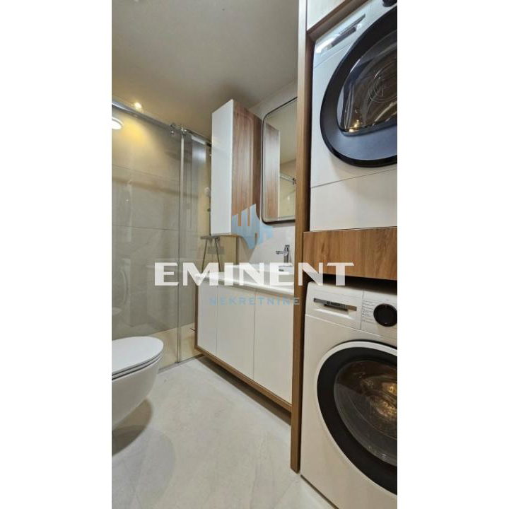 Trosoban stan za izdavanje, Blok 65, Beograd, 76m², 1.600 €/mes