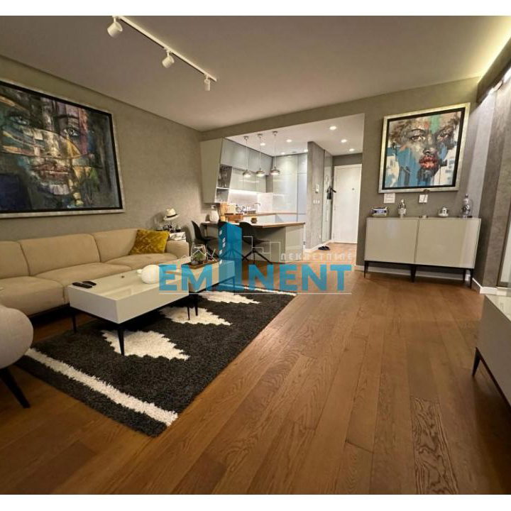 Stan Izdavanje Beograd Blok 65 90 m2