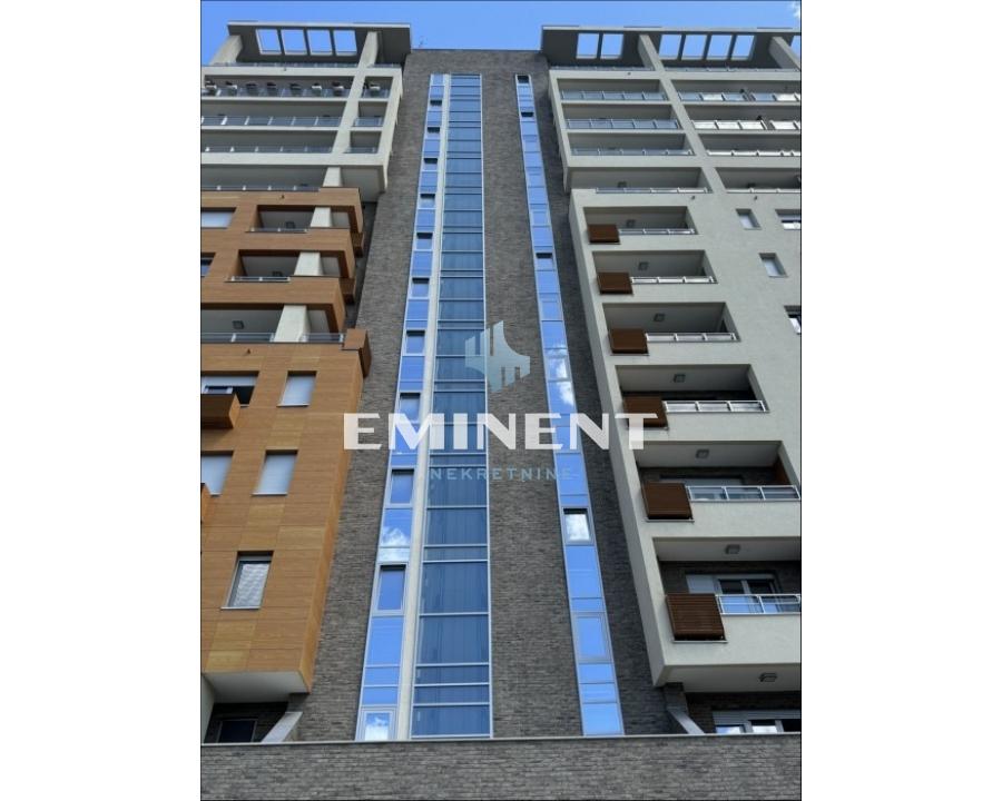 Jednosoban stan na prodaju, A Blok – Blok 67a, Beograd, 32m², 172.800 €
