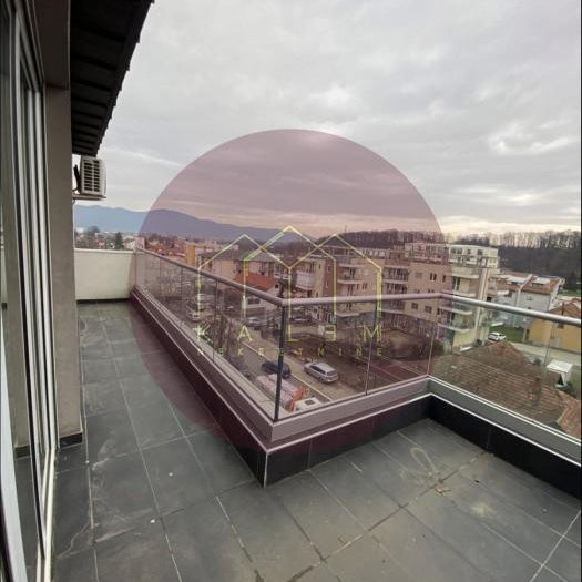 Trosoban stan na prodaju, Centar, Vrnjačka Banja, 133m², 190.000 €