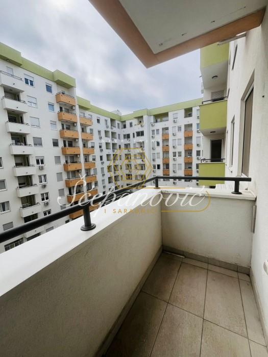 Trosoban stan na prodaju, Rotkvarija, Novi Sad, 56m², 240.000 €