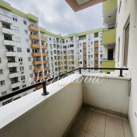 Trosoban stan na prodaju, Rotkvarija, Novi Sad, 56m², 240.000 €