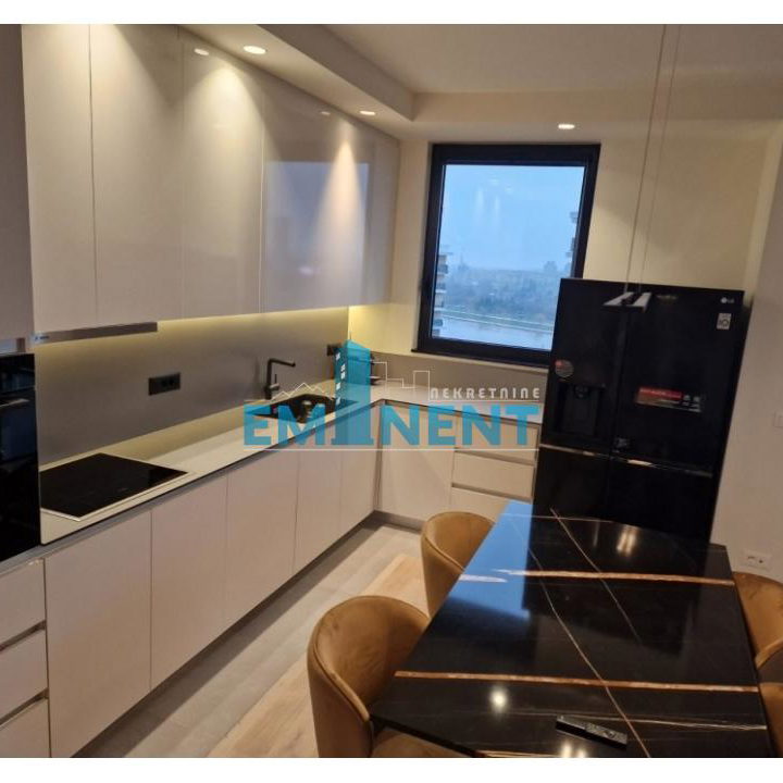 Stan Izdavanje Beograd Beograd na Vodi 109 m2