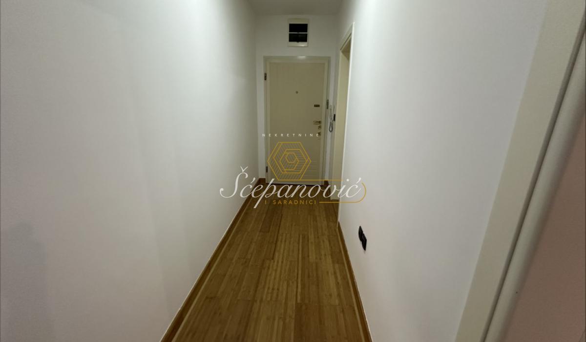 prodaja-nekretnina-beograd-psmaXPKzpU Trosoban stan na prodaju, Grbavica, Novi Sad, 54m², 165.000 €