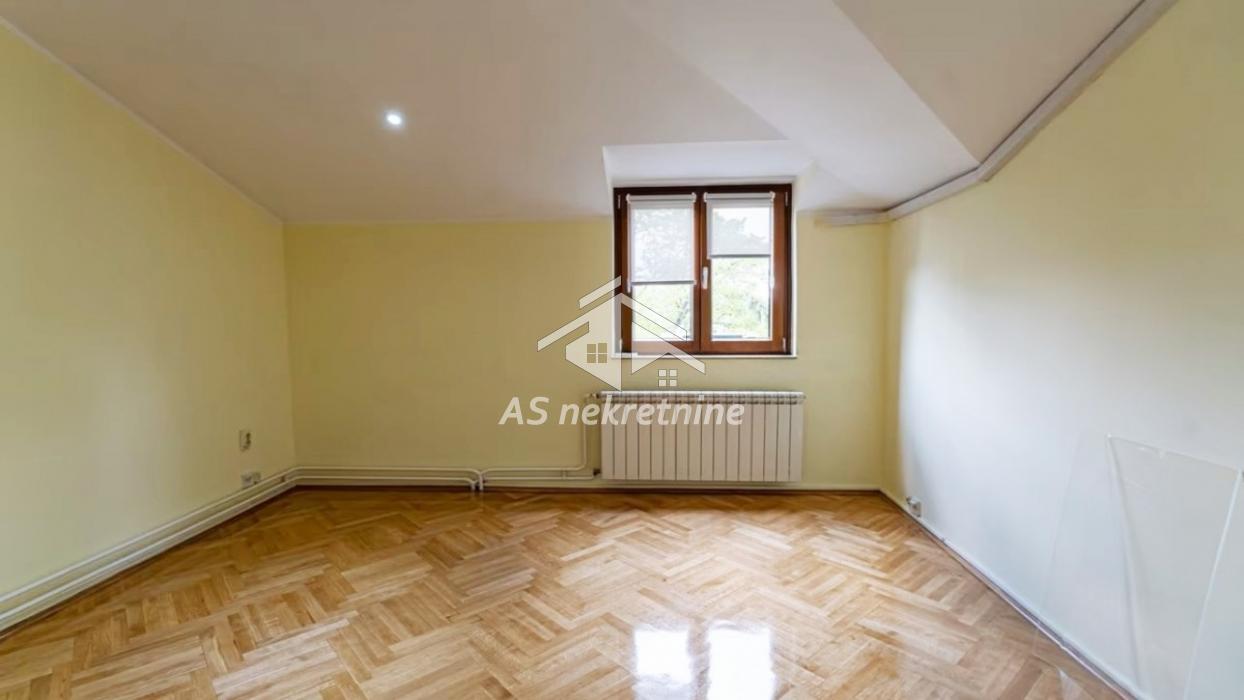 Petosoban stan za izdavanje, Dedinje, Beograd, 210m², 2.450 €/mes