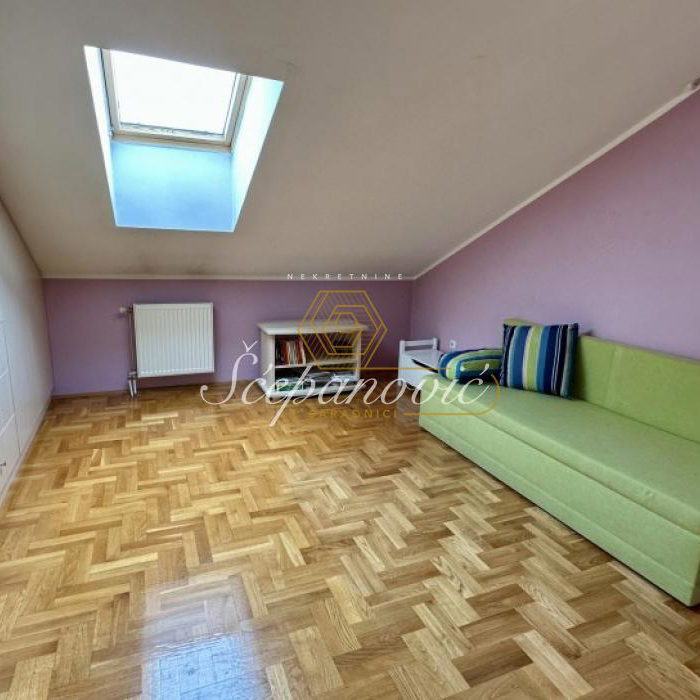 Stan Prodaja Novi Sad  75 m2