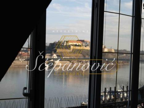 Stan Prodaja Novi Sad Kej 179 m2