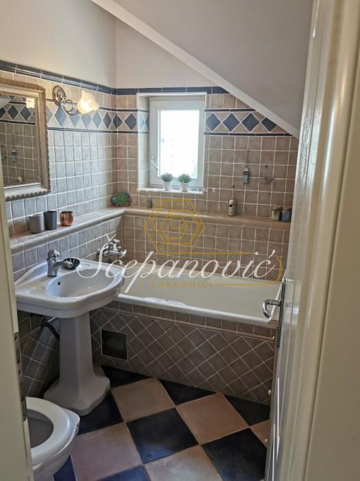 prodaja-nekretnina-beograd-vOLM5WjPpa Dvosoban stan na prodaju, Grbavica, Novi Sad, 77m², 231.000 €
