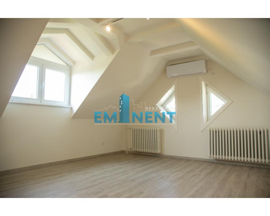 prodaja-nekretnina-beograd-vYKguyJo43 Kuća na prodaju, Banovo Brdo, Beograd, 260m², 1.200.000 €