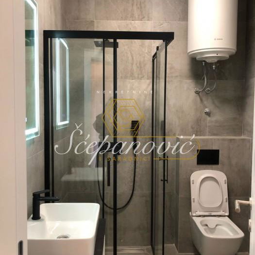 Stan Prodaja Novi Sad  70 m2