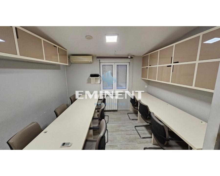 prodaja-nekretnina-beograd-y59UEF6hIN Petosoban stan na prodaju, Đeram Pijaca, Beograd, 118m², 349.000 €