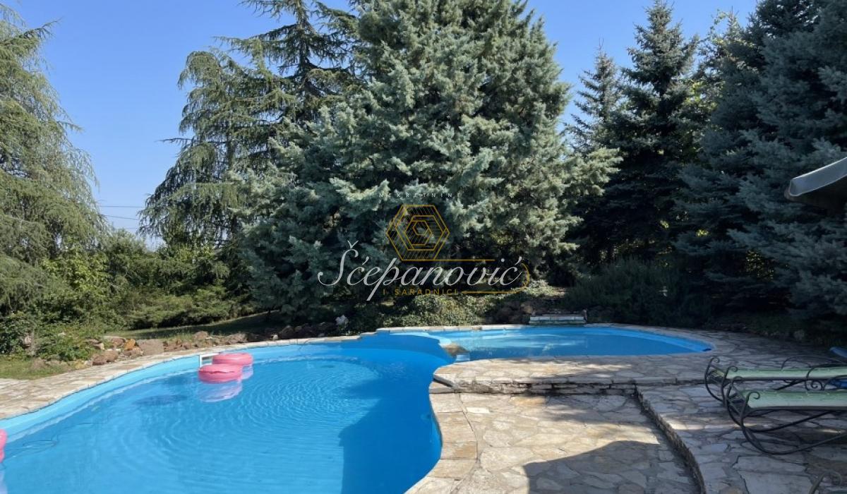 Kuća Prodaja Novi Sad  202 m2