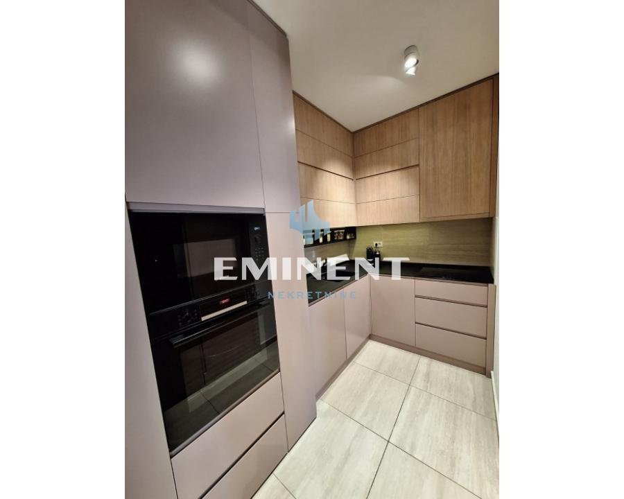 Stan Prodaja Beograd Blok 65 75 m2