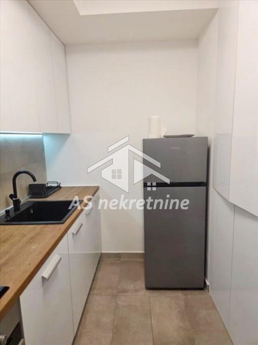 prodaja-nekretnina-cQbgjAumDu Stan Izdavanje Beograd Tašmajdan 80 m2