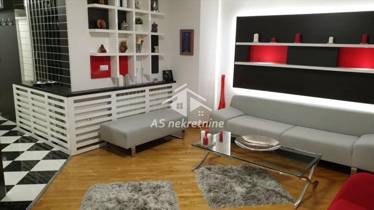 Stan Izdavanje Beograd Hram Svetog Save 60 m2