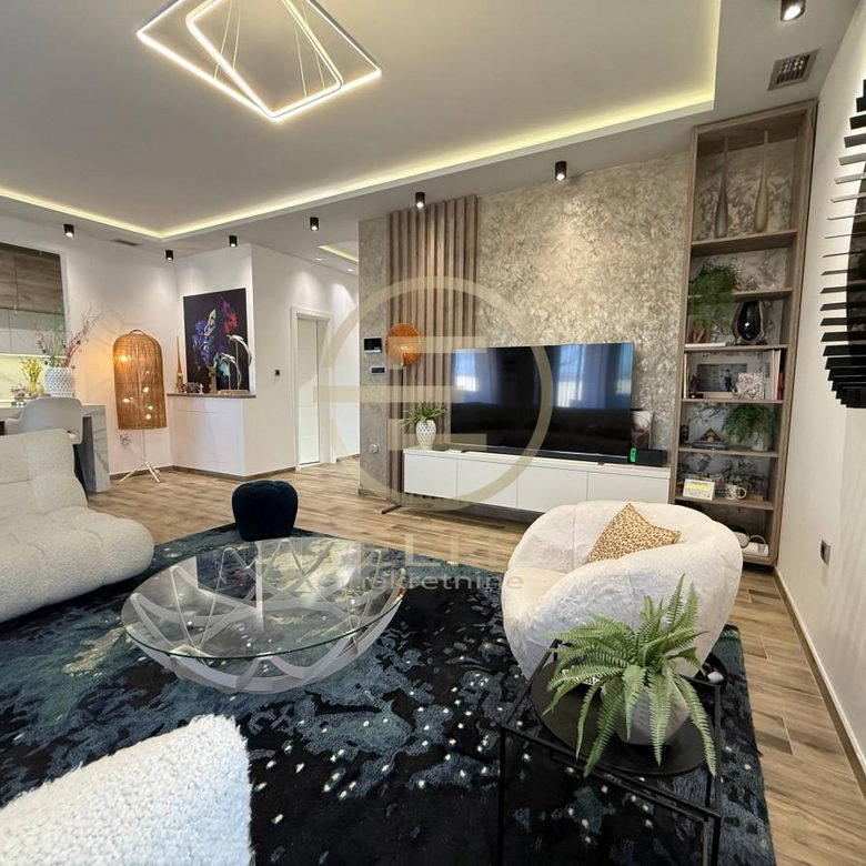Kuća Prodaja Novi Sad  165 m2